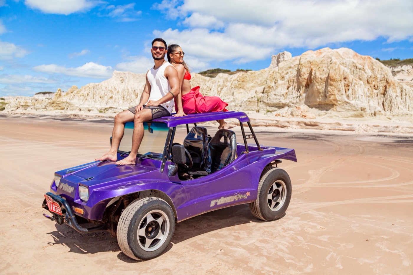 Passeio de buggy nas falésias